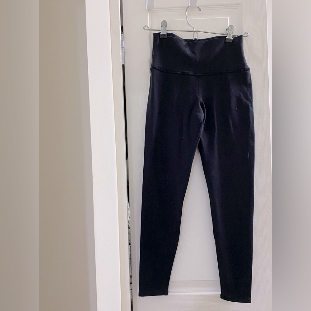 Alo Black Leggings